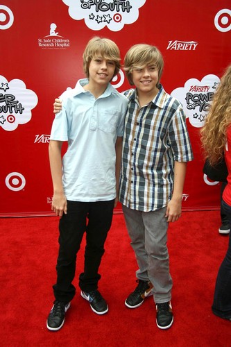  Dylan & Cole Sprouse @ Variety's Power of Youth, 04 Oct 2008