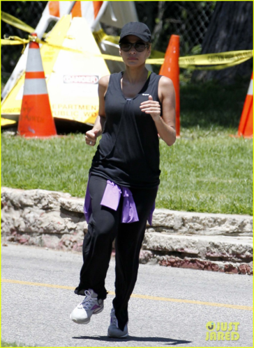  Eva - Memorial dia jog in Los Feliz, Calif. - May 28, 2012
