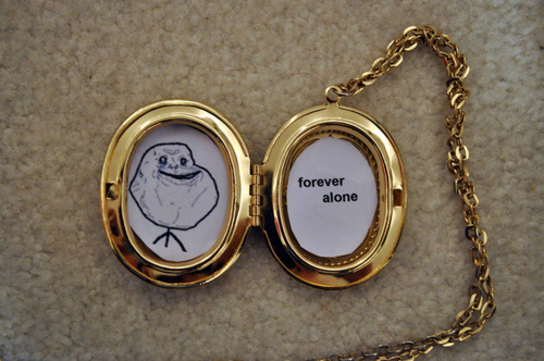  Forever Alone kalung