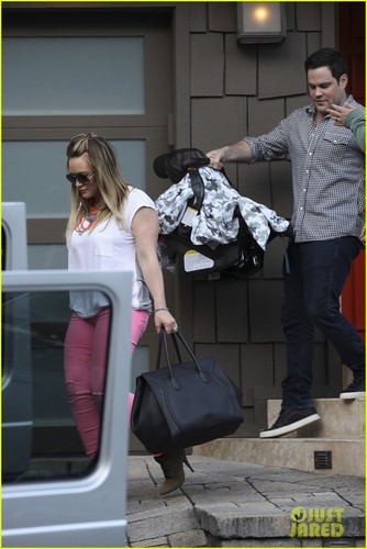  Hilary Duff: Saturday Outing with Mike Comrie & Luca