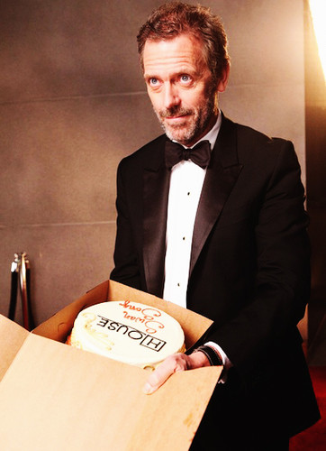 Hugh Laurie (HOUSEMD) Series Finale - Full Set of Promotional Photos 