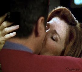 Janeway and Chakotay - Voyager days KISS