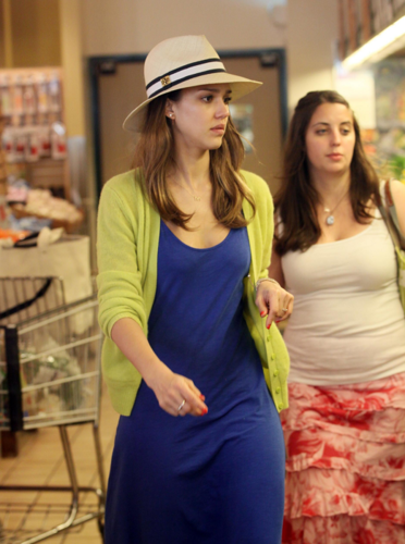  Jessica - Shopping at Whole Foods in Beverly Hills - May 20, 2012