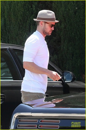  Justin Timberlake Recording muziki for Jessica Biel's New Film