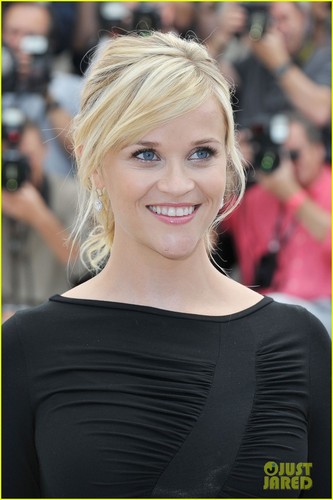  Reese Witherspoon: 'Mud' picha Call in Cannes!