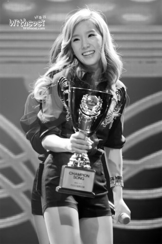  Taeyeon @ mostrar champion