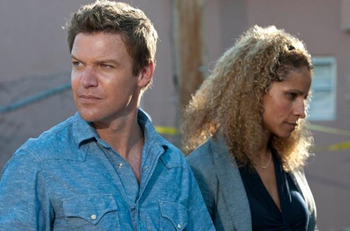  The Glades (2x01) Family Matters