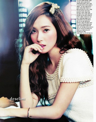  Tiffany & Jessica for Vogue Girl 2012 May Issue