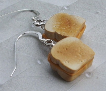 toast Earrings