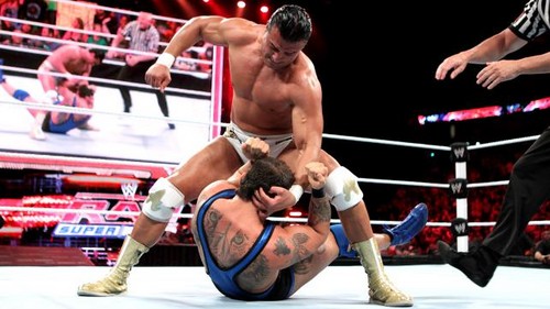  美国职业摔跤 Raw Del Rio vs Marella