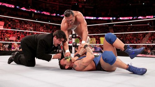  WWE Raw Del Rio vs Marella