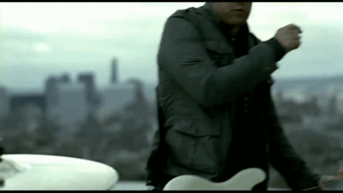  3 Doors Down in 'It's Not My Time' 音乐 video