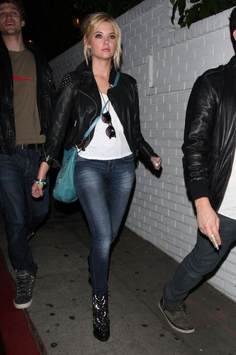  Ashley leaving the castelo Marmont with Keegan