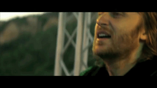  David Guetta in 'Without You' musik video
