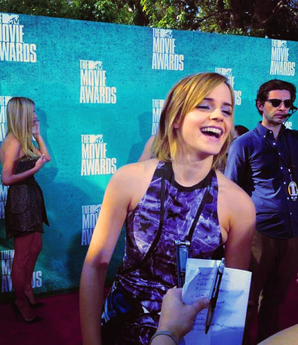  Emma Watson, এমটিভি Movie Awards 2012