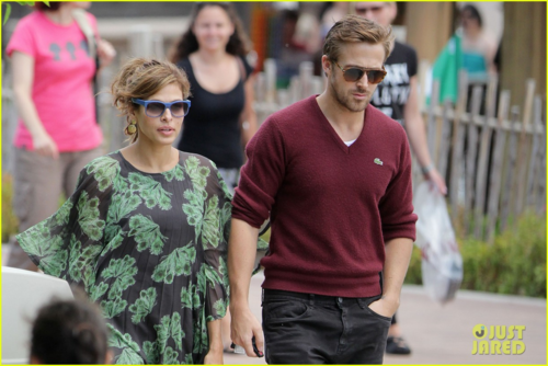  Eva - And Ryan gosling کے, بطخا visit Niagara Falls - June 06, 2012