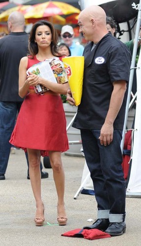  Eva filming a Lay's potato chip commercial in NYC