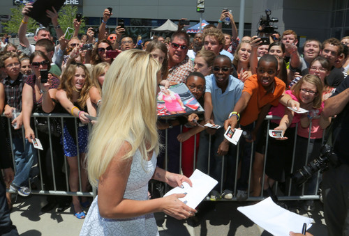  soro The X Factor Auditions in Kansas City, Missouri [8 June 2012]
