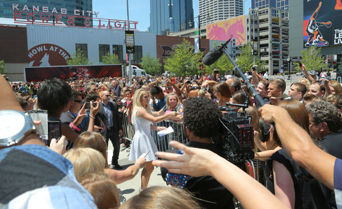  여우 The X Factor Auditions in Kansas City, Missouri [8 June 2012]
