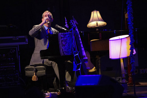  Hugh Laurie live at Jaqua buổi hòa nhạc Hall 5.31.12