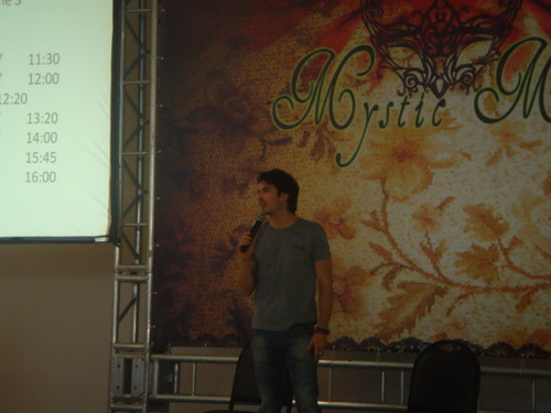  Ian at the Mystic Moon Convention 06.02.2012