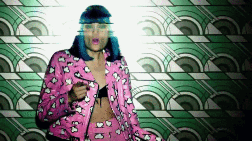  Jessie J in 'Domino' music video