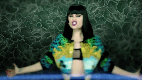  Jessie J in 'Domino' music video