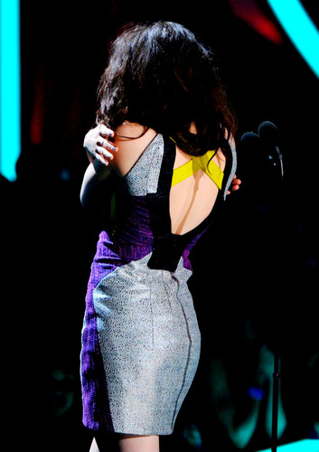  Kristen at the MTV Movie Awards 2012