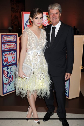  Louis Vuitton's cena and Art Talk in Honour of Grayson Perry (18.10.2011) (HQ)