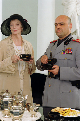  Maggie Smith (1999)