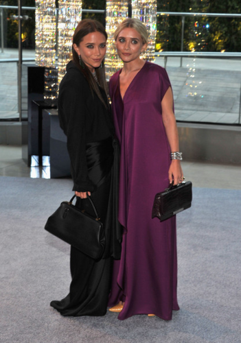  Mary-Kate & Ashley Olsen - 2012 CFDA Fashion Awards - Cocktails, June 04, 2012