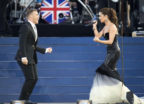  Performing At The Diamond Jubilee concierto In Londres [4 June 2012]