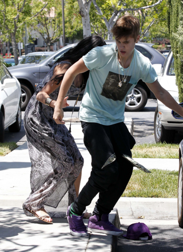  Selena - In Calabasas with Justin Bieber - May 27, 2012