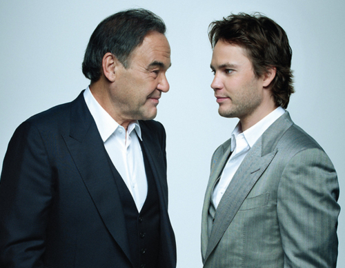  Taylor Kitsch and Oliver Stone Savages Conversation