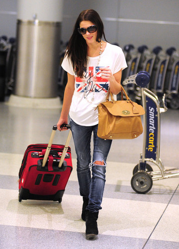  Ashley Greene Arriving On A Flight In New York