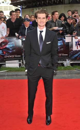  Emma Stone, Andrew Гарфилд at the UK premiere of "The Amazing Spider-Man" (June 18).