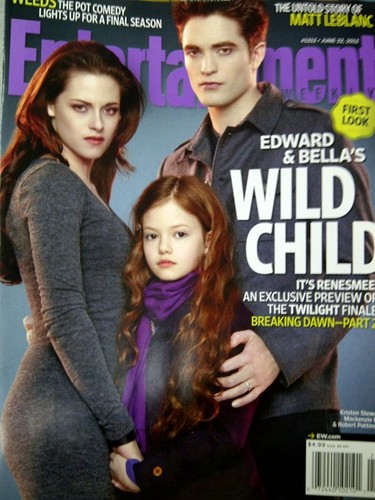  Entertainment Weekly scans of Edward and Bella in "Breaking Dawn - Part 2".
