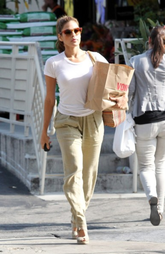  Eva - Goes for a grocery run in Los Angeles - June 15, 2012