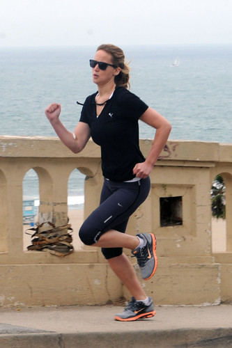  Jennifer going for a run along the Santa Monica coastline