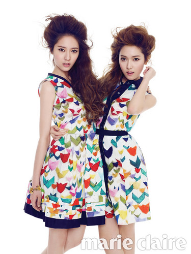  Jessica and Krystal @ Marie Claire