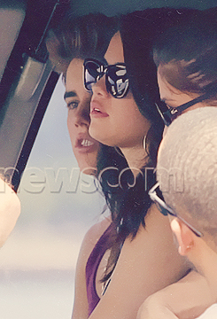  Justin and Selena Helicopter Ride in Canada