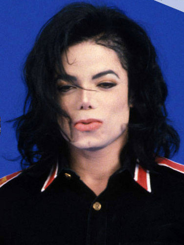  MJ kiss ♥