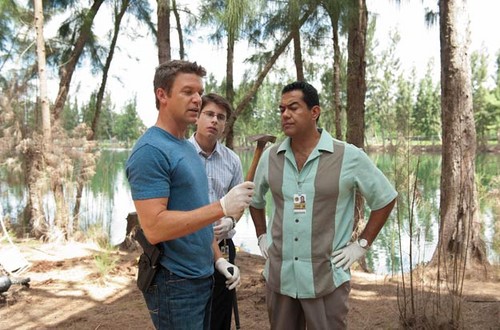  The Glades [The Breakout] 2x13