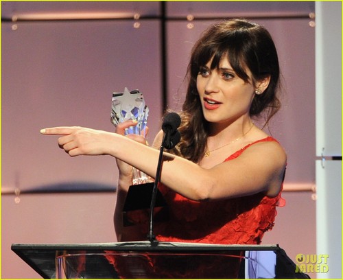  Zooey Deschanel: Critics' Choice televisheni Awards 2012!