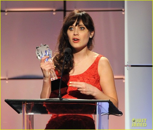  Zooey Deschanel: Critics' Choice televisi Awards 2012!