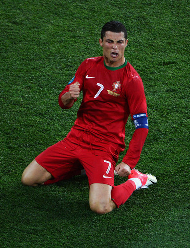  C: Ronaldo (Portugal)