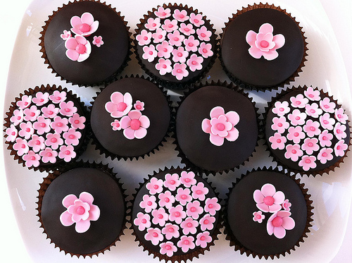  Dark-Chocolate-Blossom-Cupcakes