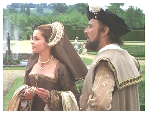  Geneviève Bujold as Anne Boleyn