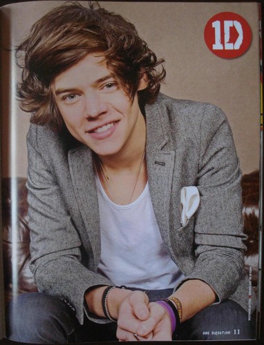  Harry Styles on One Direction Magazine (Philippines)