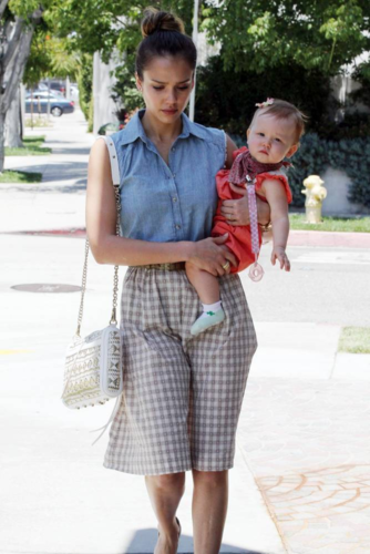  Jessica - Shopping at Bel Bambini in West Hollywood - June 23, 2012